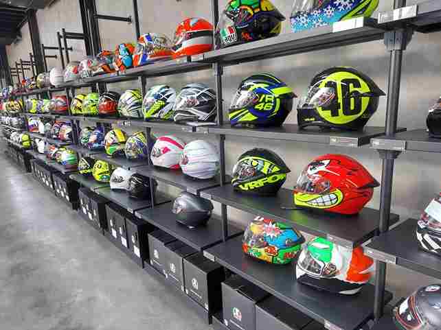 TOKO HELM BANTUL